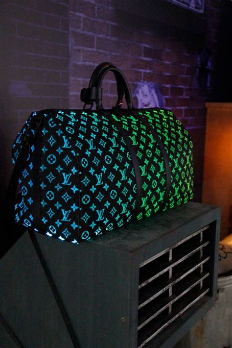 victoria lynn louis vuitton|Louis Vuitton light up.